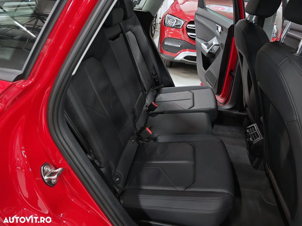 Audi Q3 2.0 35 TDI S tronic - 28