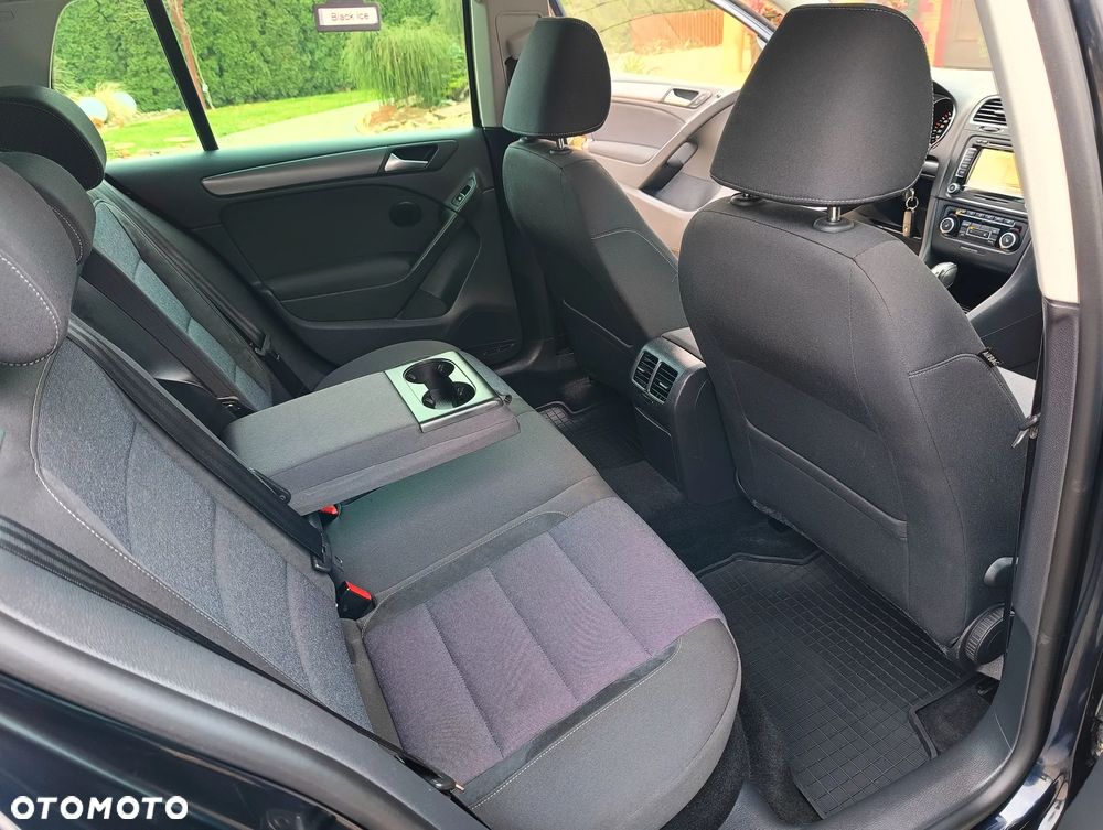 Volkswagen Golf 1.6 TDI DPF DSG Style - 35