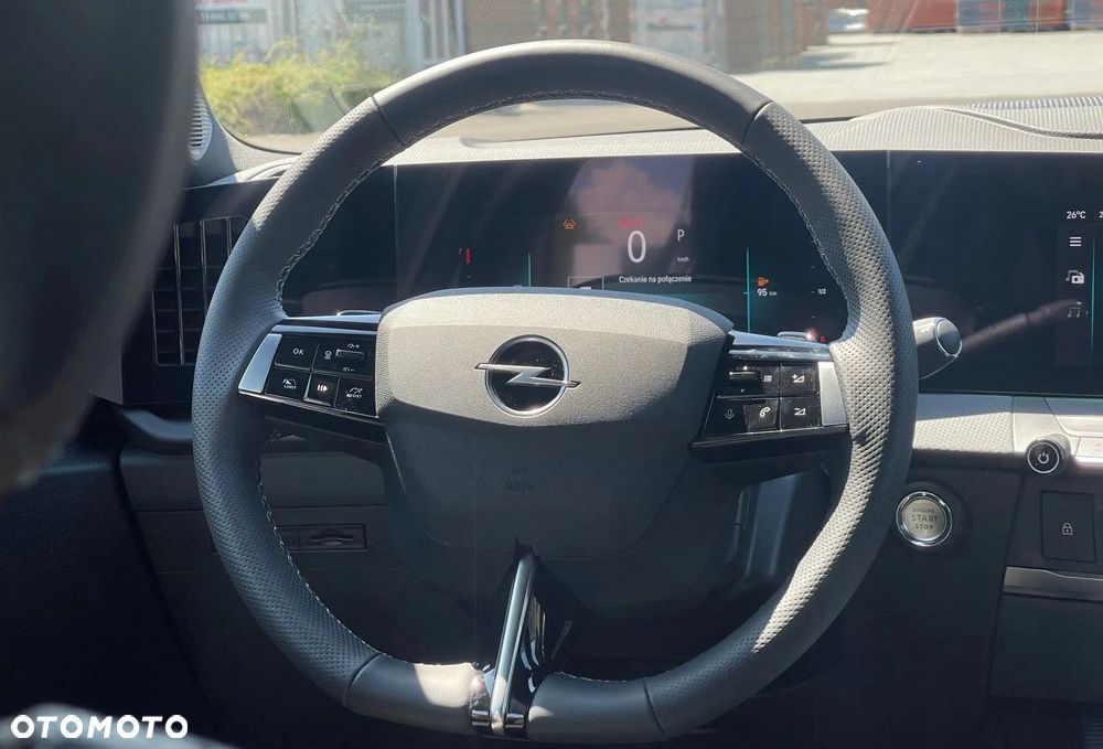 Opel Astra 1.2 T GS S&S - 12