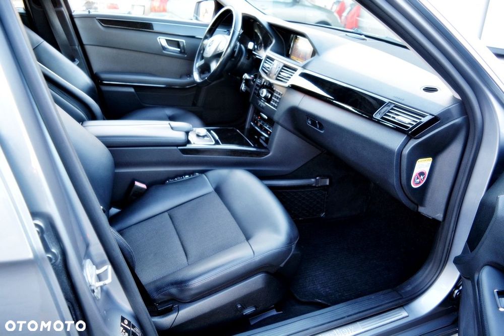 Mercedes-Benz Klasa E 350 CDI DPF 4Matic BlueEFFICIENCY 7G-TRONIC Avantgarde - 9