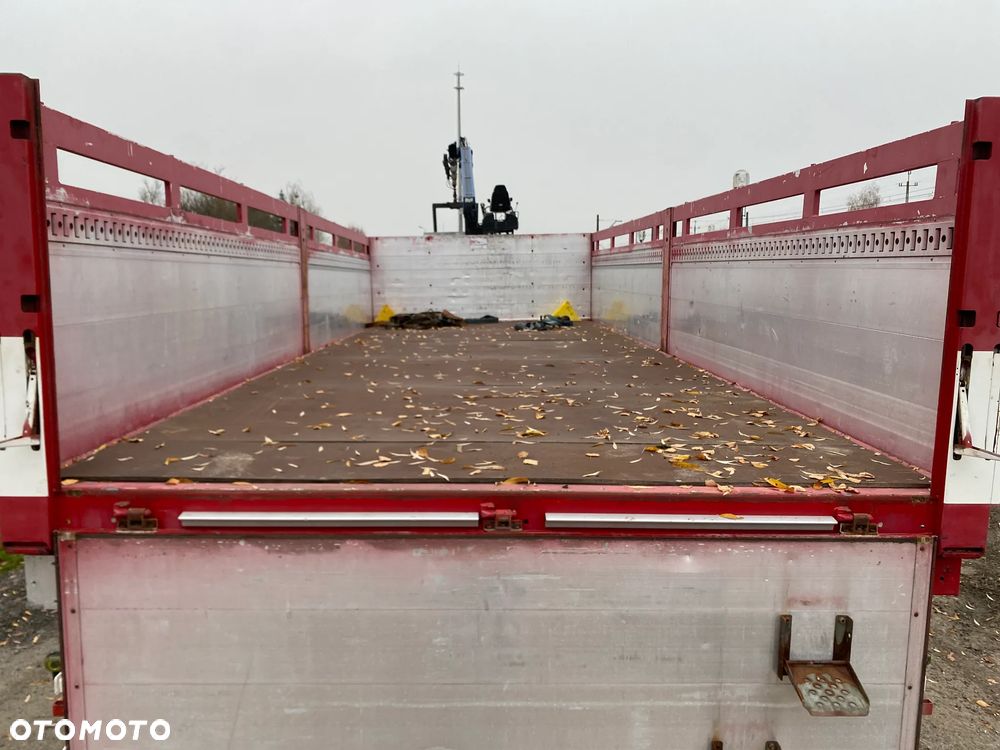 Schwarzmuller platforma z burtami - 14