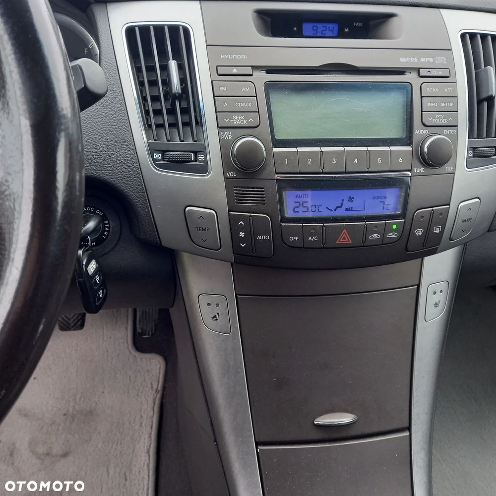 Hyundai Sonata 2.0 Comfort - 9
