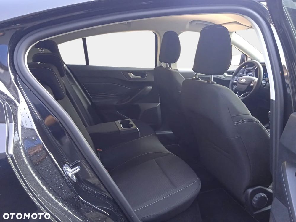 Ford Focus 1.0 EcoBoost Titanium X - 35