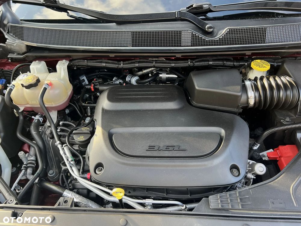 Chrysler Pacifica - 20