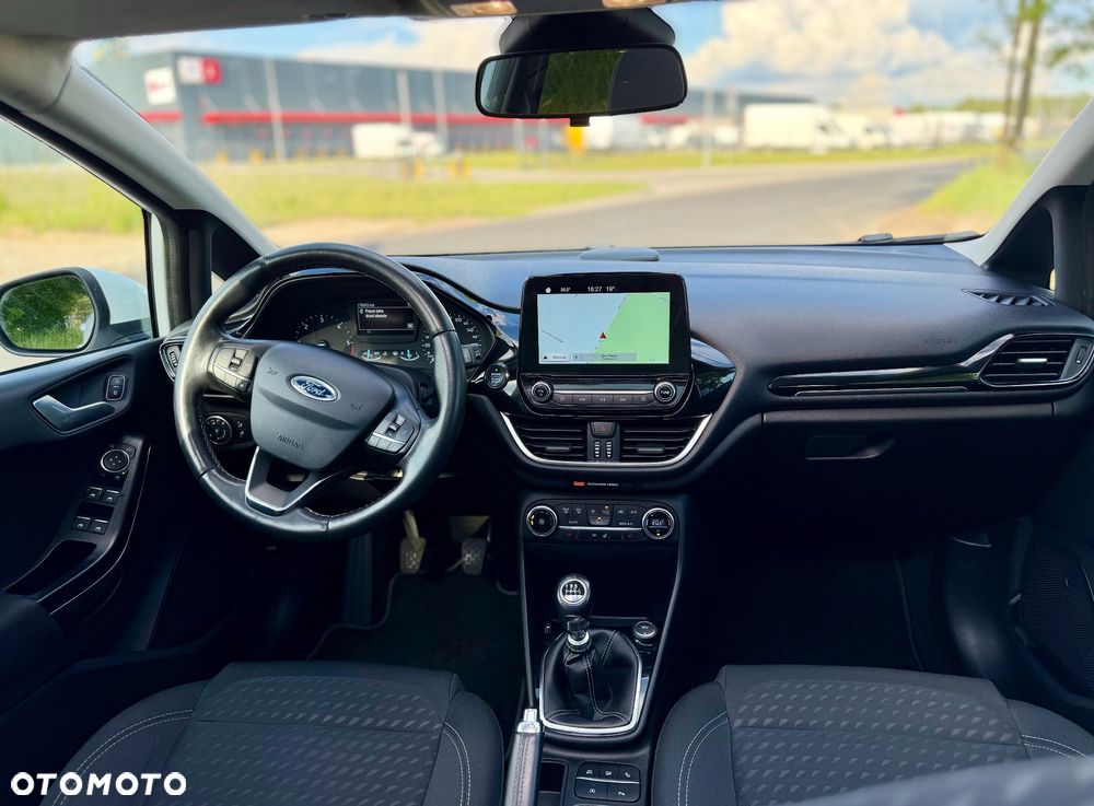 Ford Fiesta 1.5 TDCi S&S TITANIUM - 3