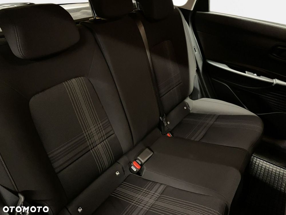 Hyundai i20 - 18