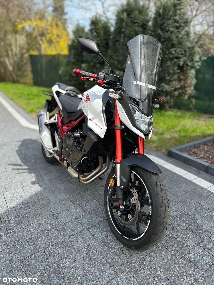 Honda Hornet - 11