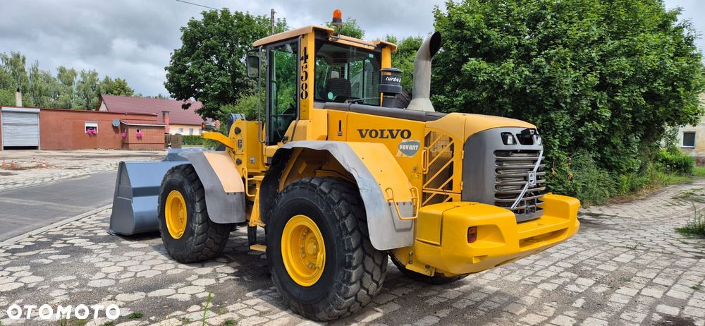 Volvo L 120 F - 5