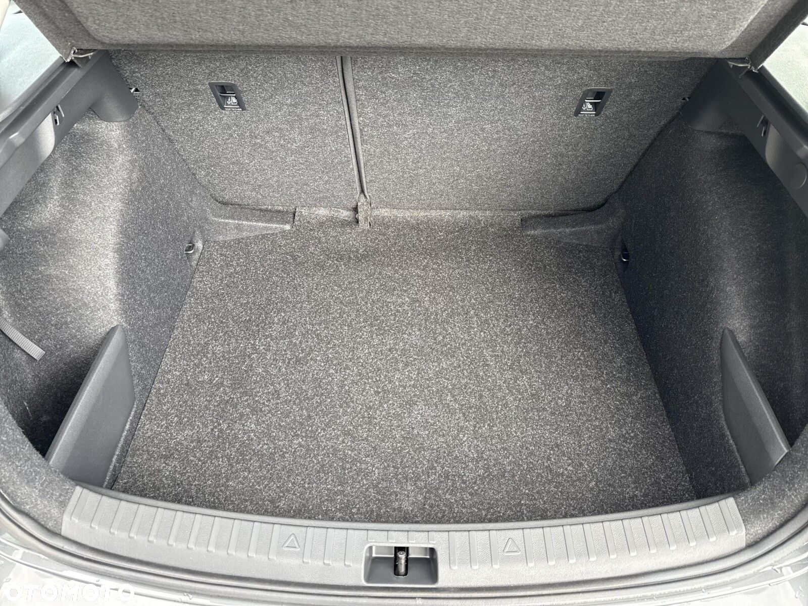 Skoda Scala 1.0 TSI Selection DSG - 33