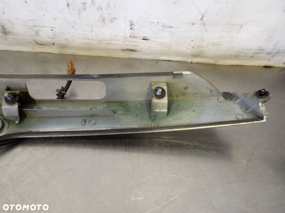 MIKROSTYK KLAPY BAGAŻNIKA SUBARU IMPREZA GH 1.5 - 9