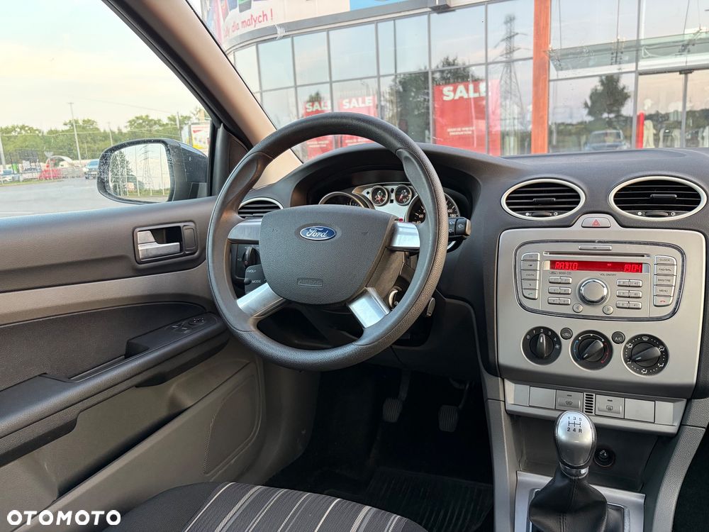Ford Focus 1.6 Comfort - 8