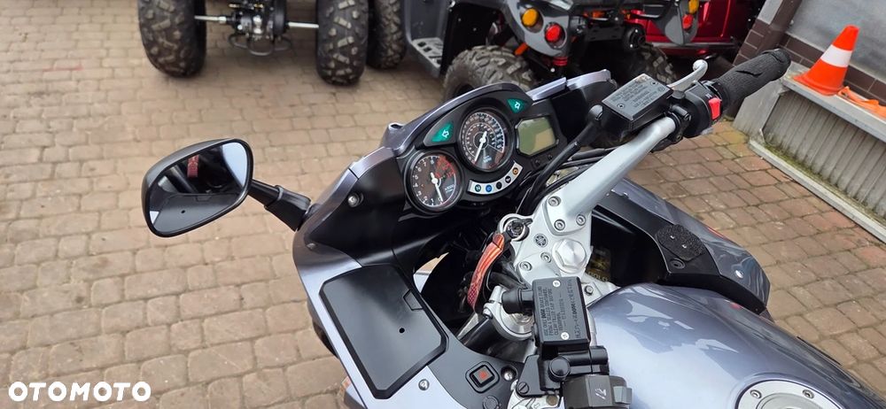 Yamaha FJR - 29