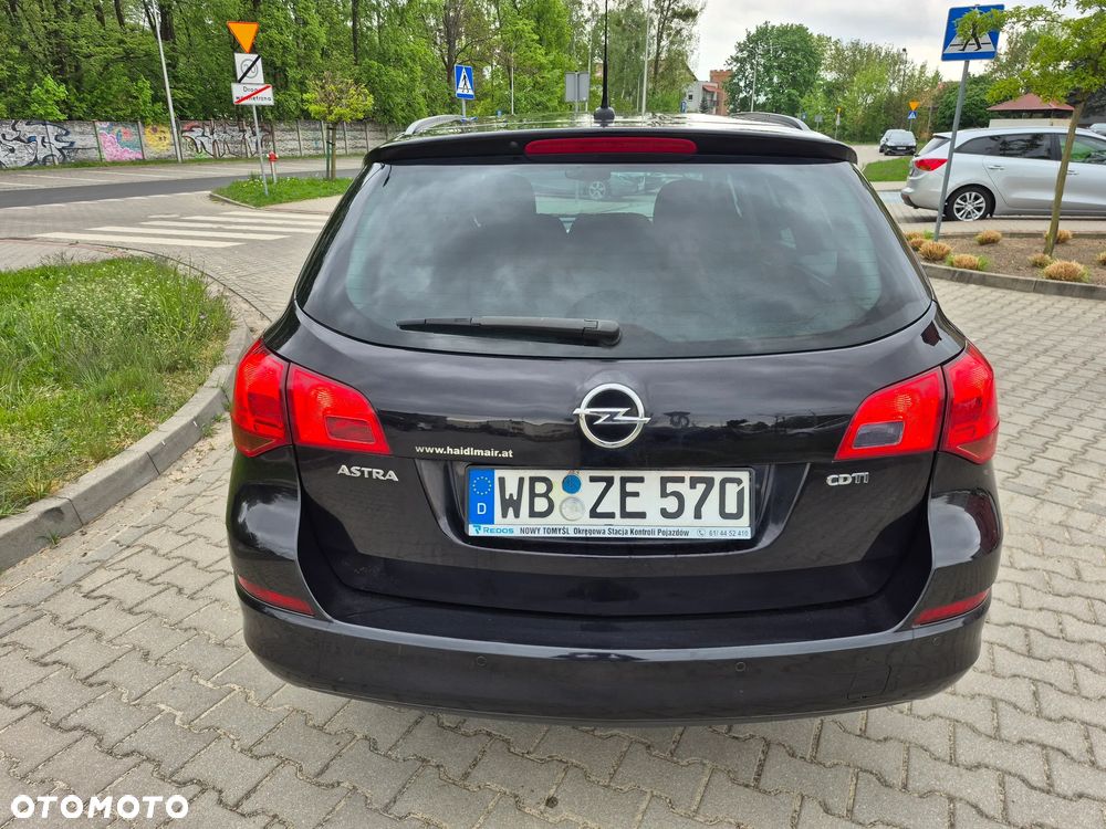 Opel Astra 1.7 CDTI DPF - 12