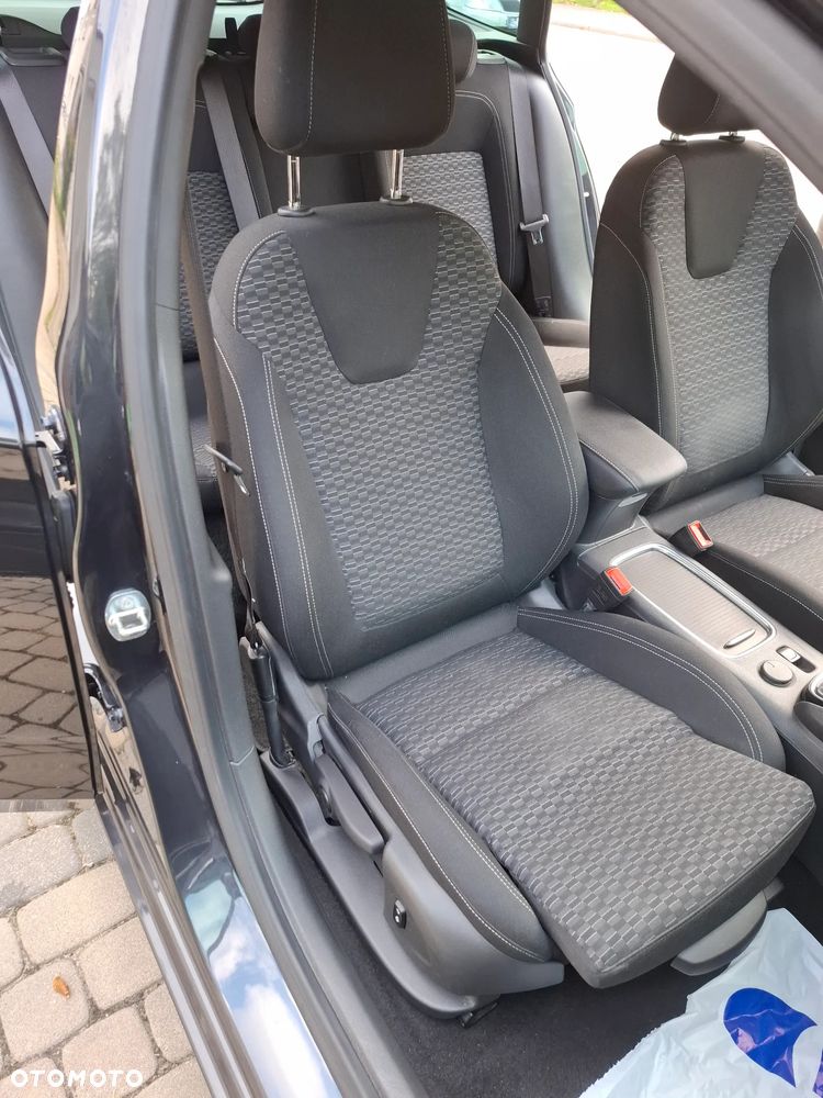 Opel Astra 1.4 Turbo Start/Stop Dynamic - 32