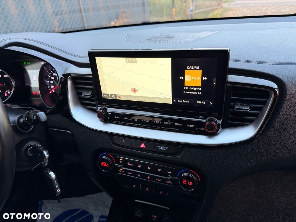 Kia Ceed 1.6 CRDi 136 ISG Dream-Team Edition - 13