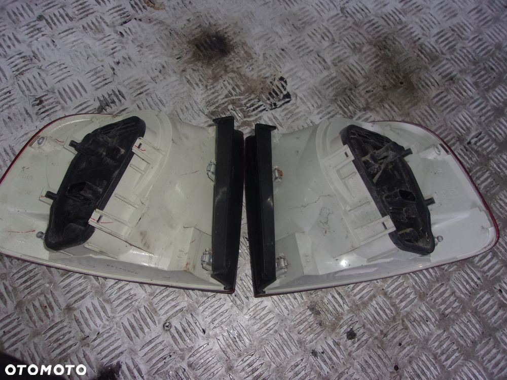 LAMPA TYŁ LEWA PRAWA VW TOUAREG - 2