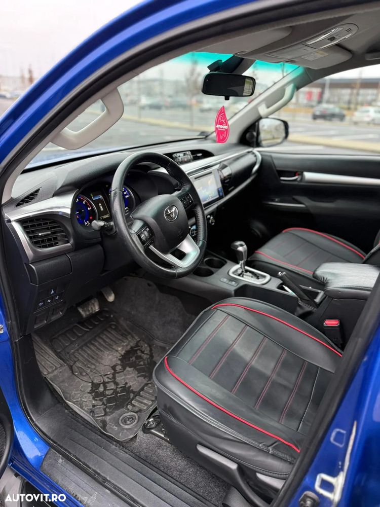 Toyota Hilux 4x4 Double Cab A/T Invincible - 10