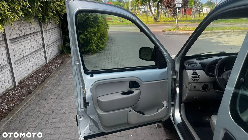 Renault Kangoo 1.2 16V Campus - 11