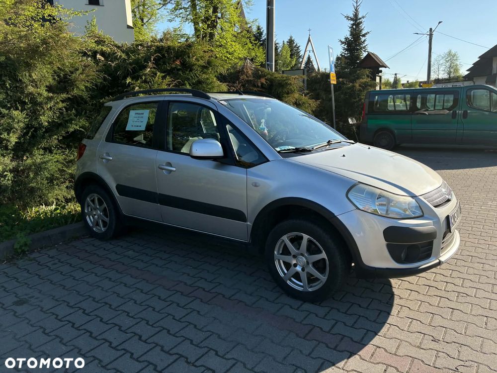 Suzuki SX4 1.6 VVT 4x4 Comfort - 4