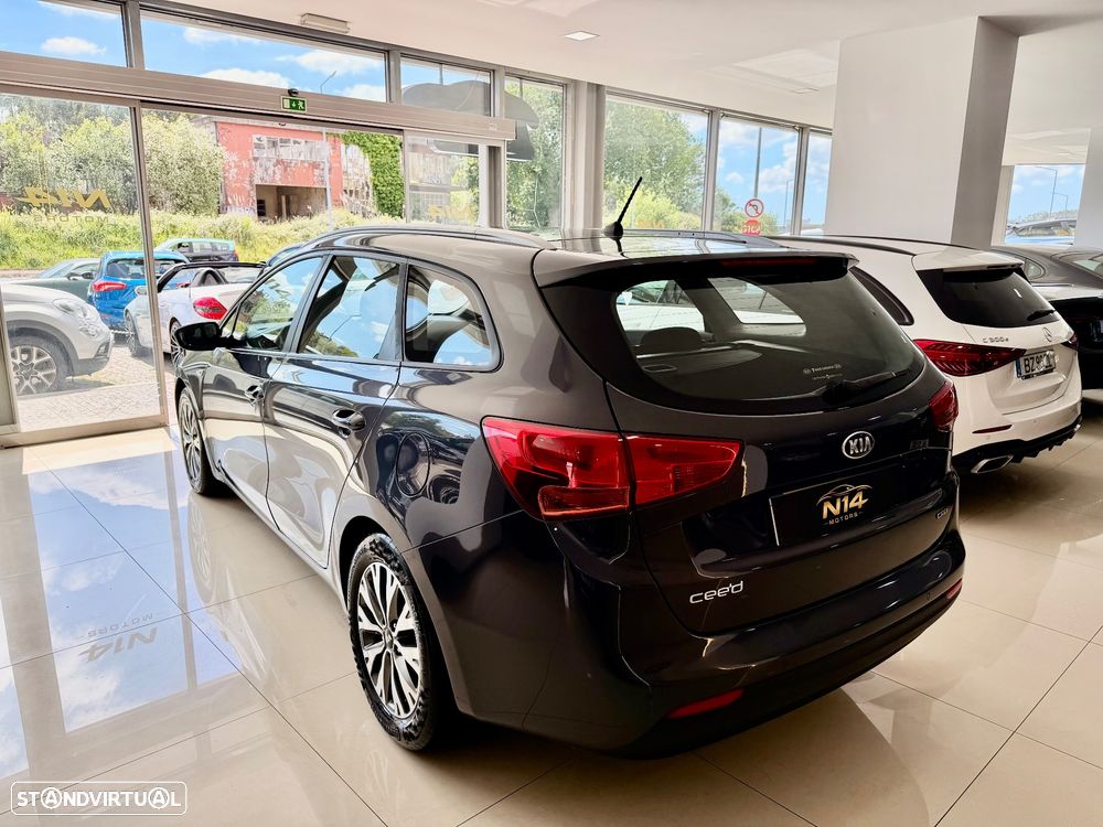 Kia Ceed SW 1.4 CRDi Prime - 10
