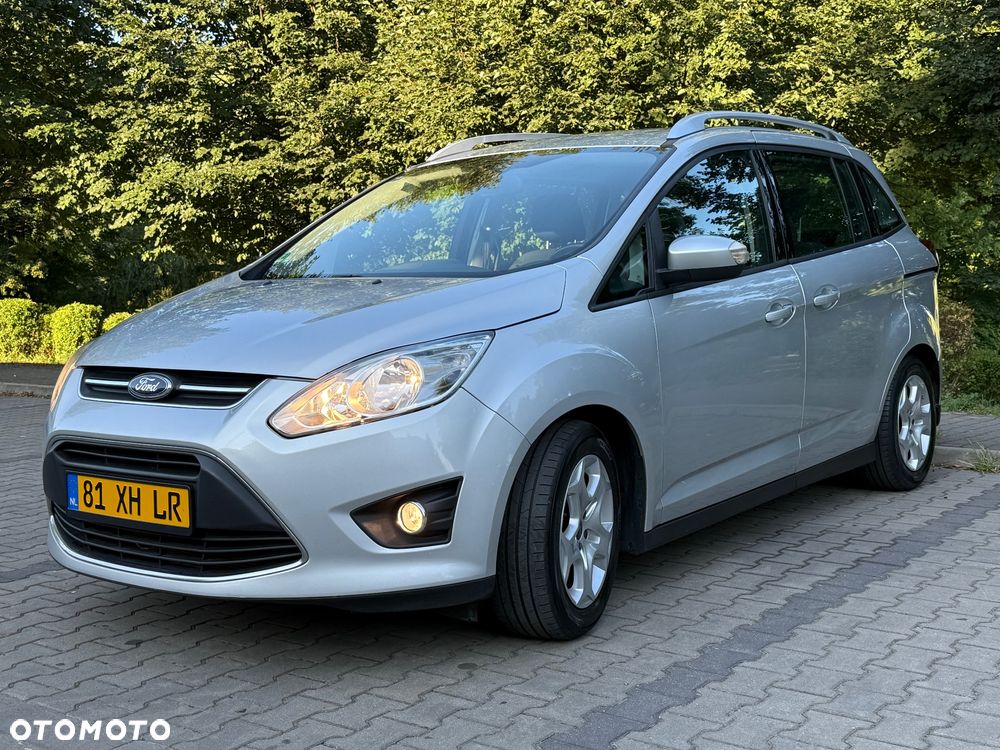 Ford Grand C-MAX - 8