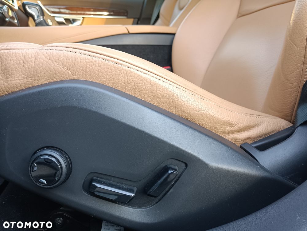Volvo S90 T5 Momentum - 27