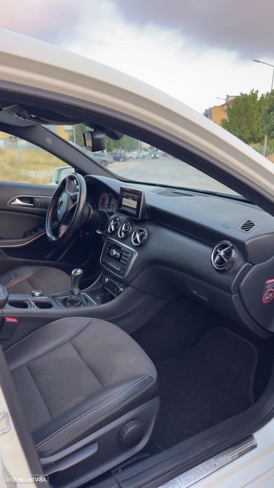 Mercedes-Benz A 180 CDI (BlueEFFICIENCY) - 28