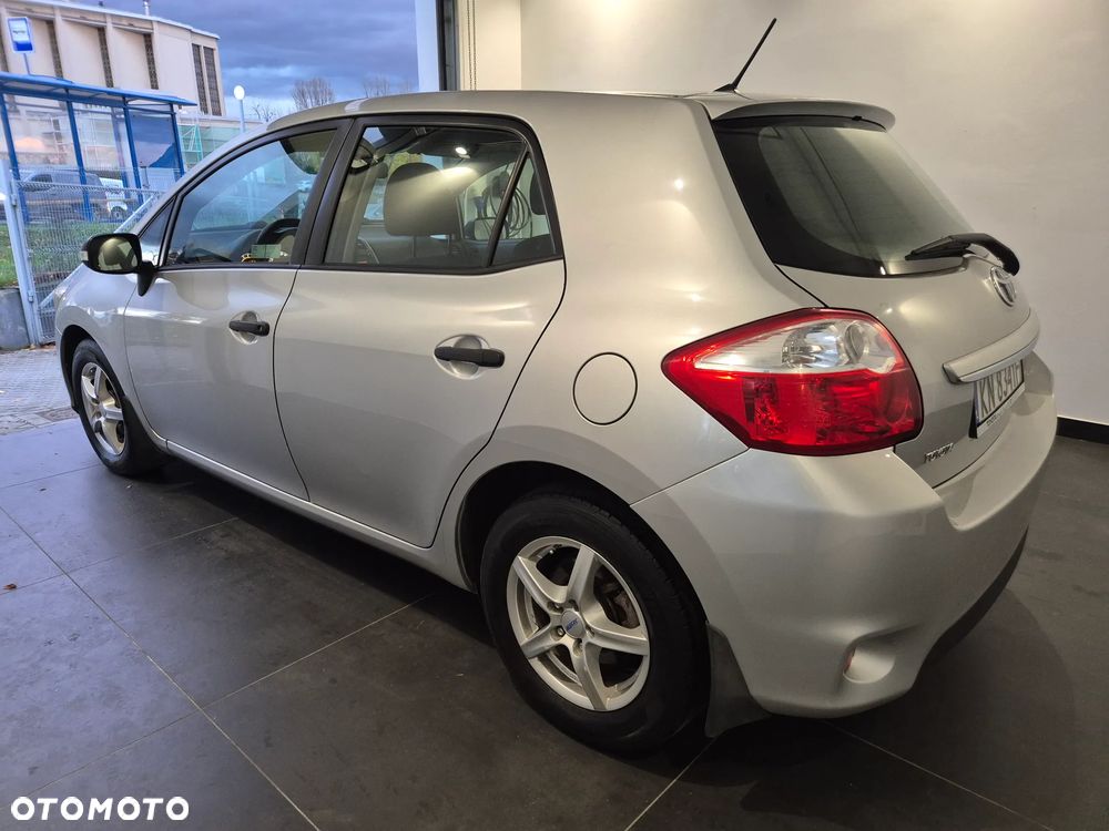 Toyota Auris 1.33 VVT-i Active - 6