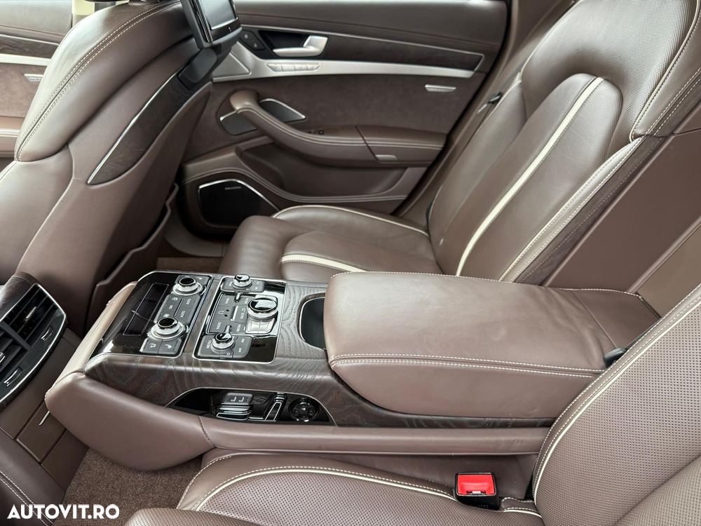 Audi S8 Standard - 17