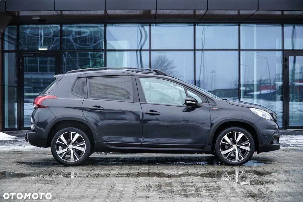 Peugeot 2008 - 11