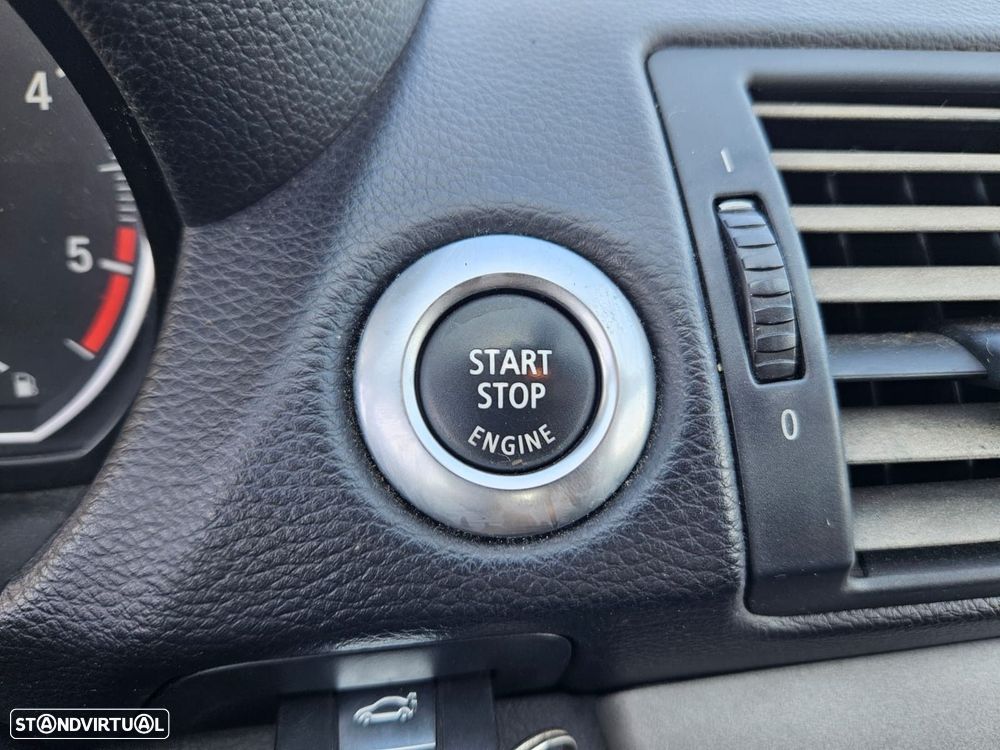 BMW 118 d Line Urban - 34