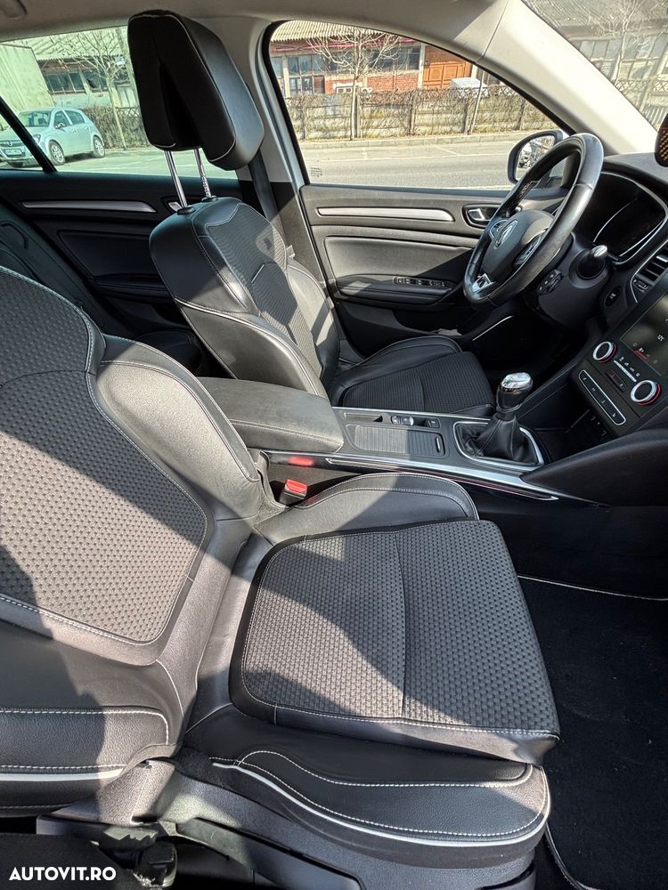 Renault Megane ENERGY TCe 130 BOSE EDITION - 9