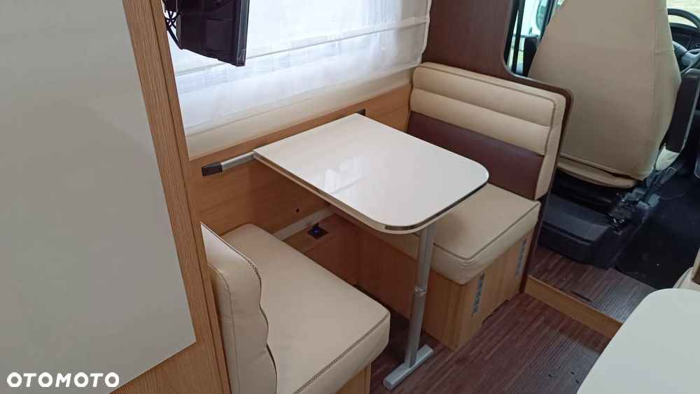 McLOUIS Model: Glamys 222 Wersja: Ducato 2.3 Mjet 35 L - 21