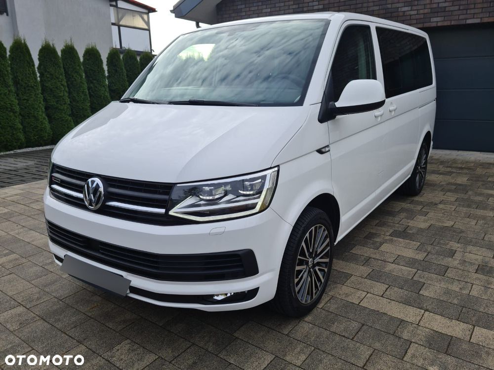 Volkswagen Caravelle 2017 photo 2