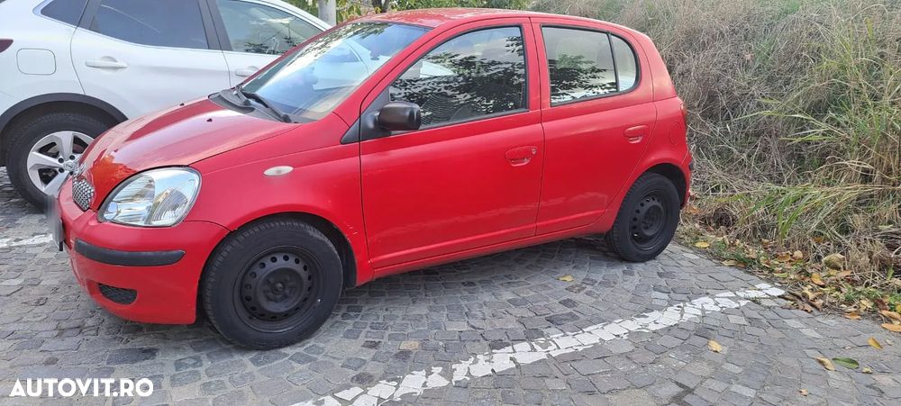 Toyota Yaris - 1