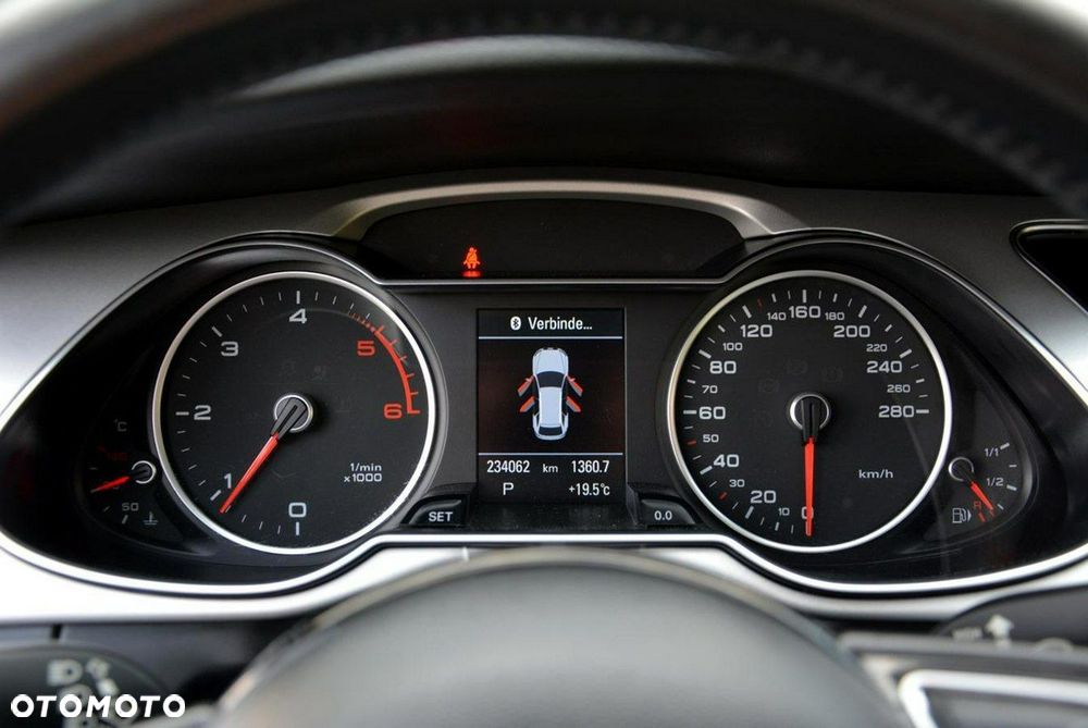 Audi A4 Allroad 2.0 TDI Quattro S tronic - 24