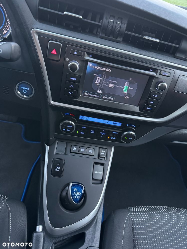 Toyota Auris - 28