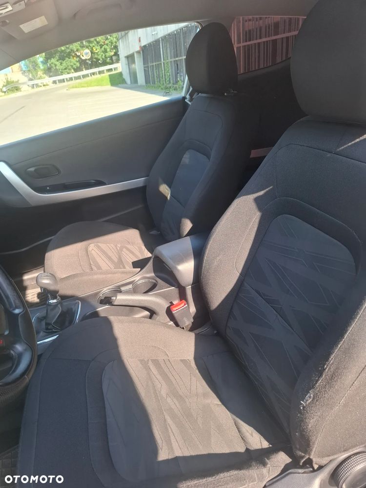 Kia ProCeed 1.4 M - 5