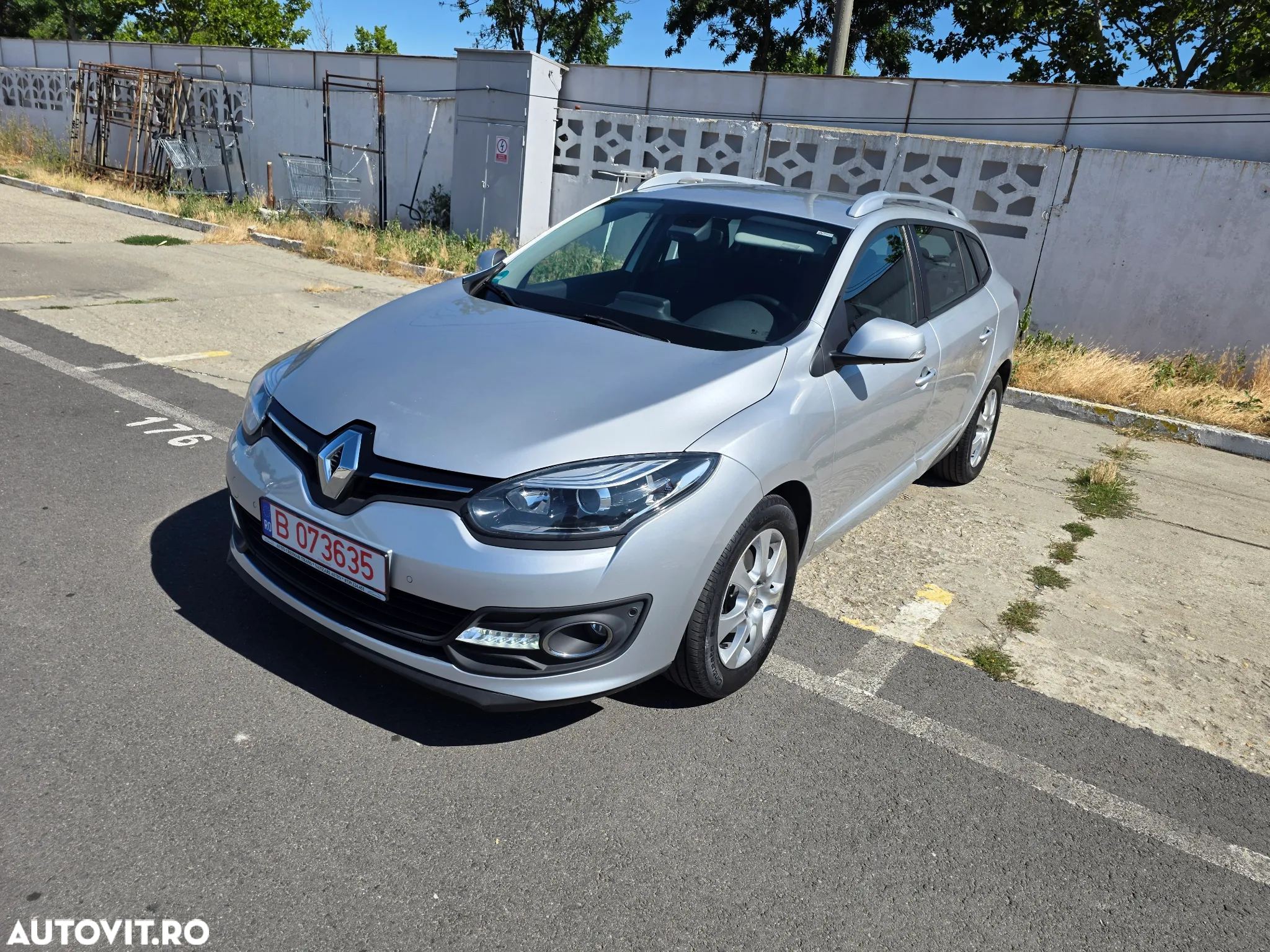 Renault Megane ENERGY TCe 115 Start & Stop LIMITED - 11