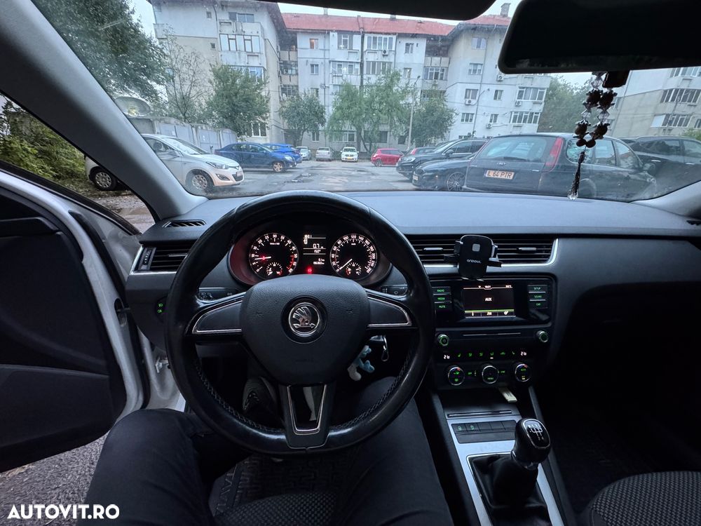 Skoda Octavia 1.6 TDI Active - 7