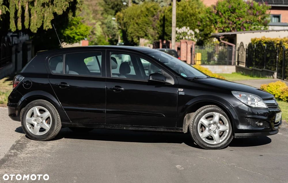 Opel Astra 1.6 Enjoy - 10
