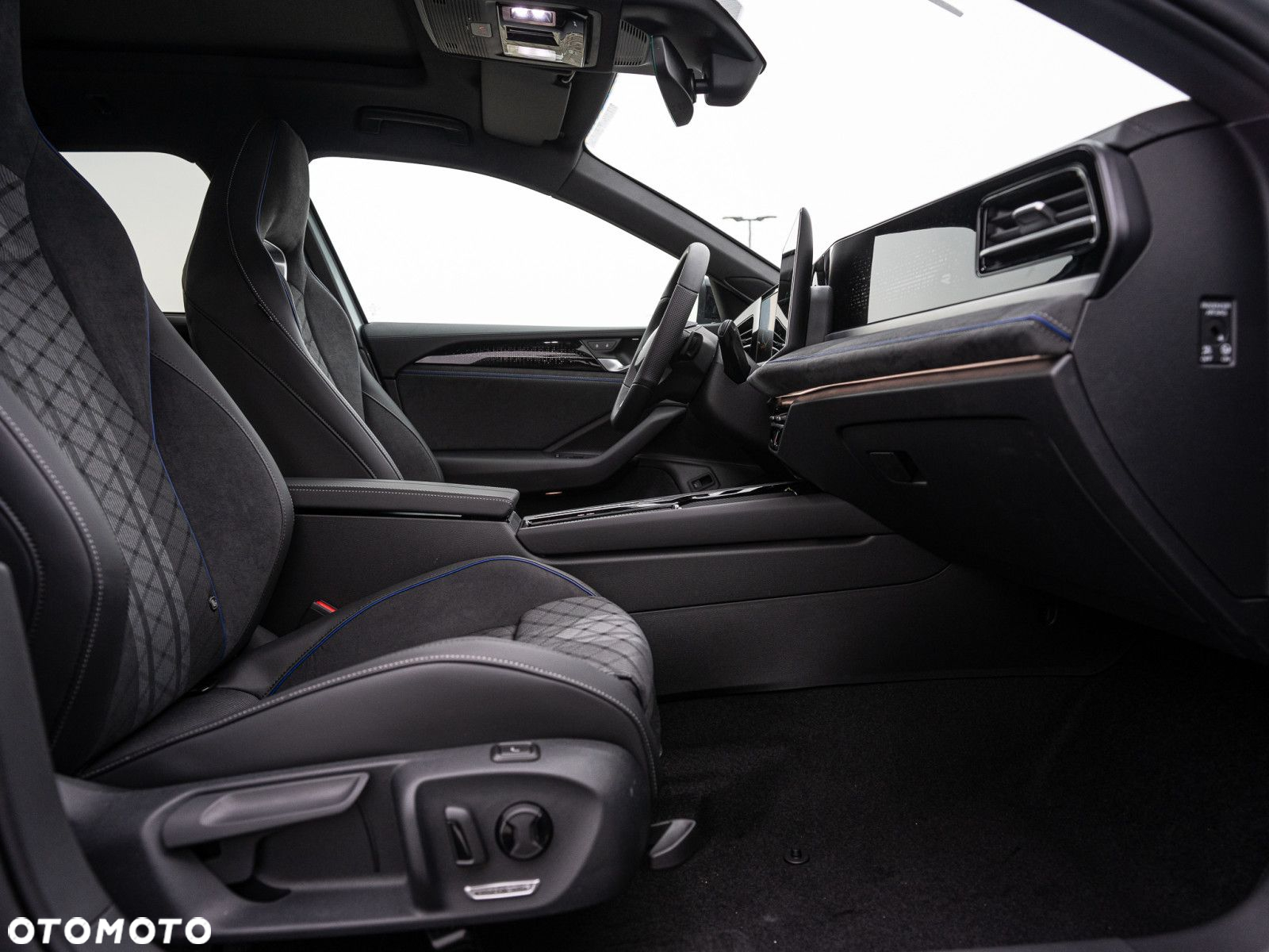 Volkswagen Passat - 20