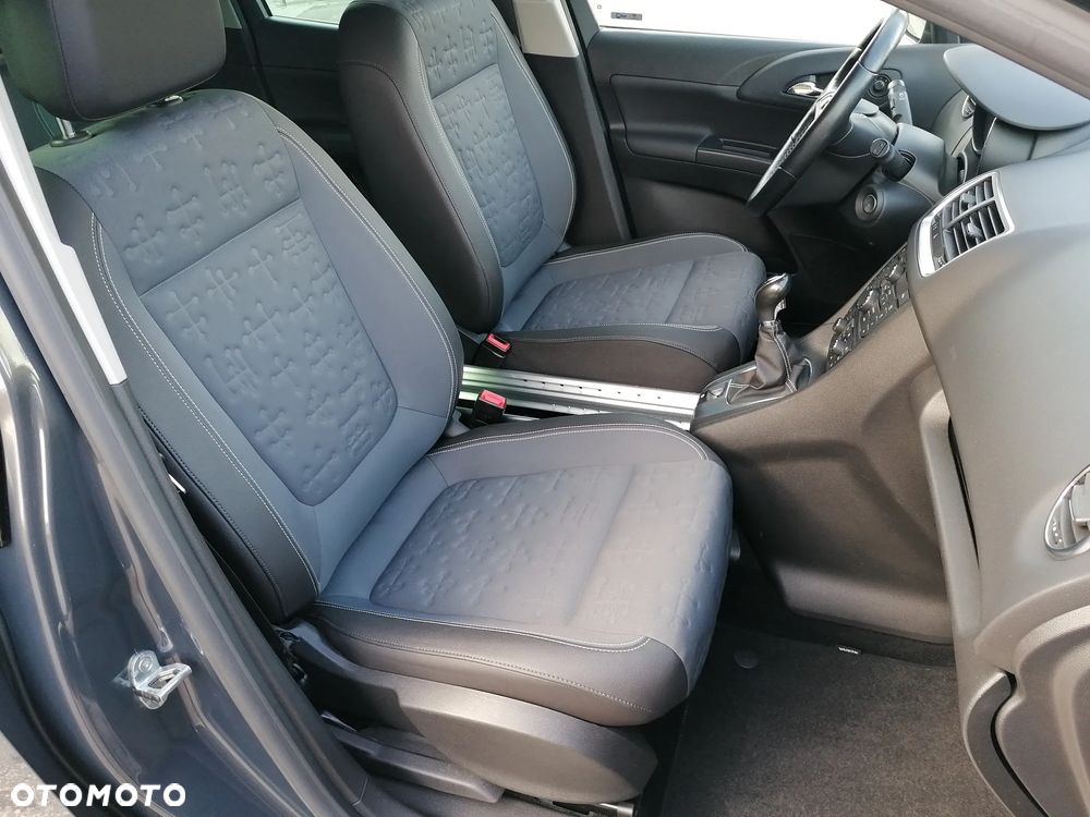 Opel Meriva 1.4 Active - 22