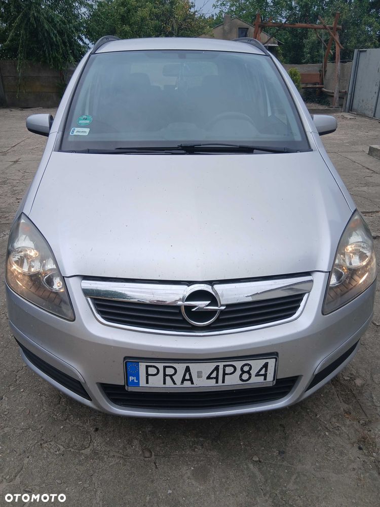 Opel Zafira - 1