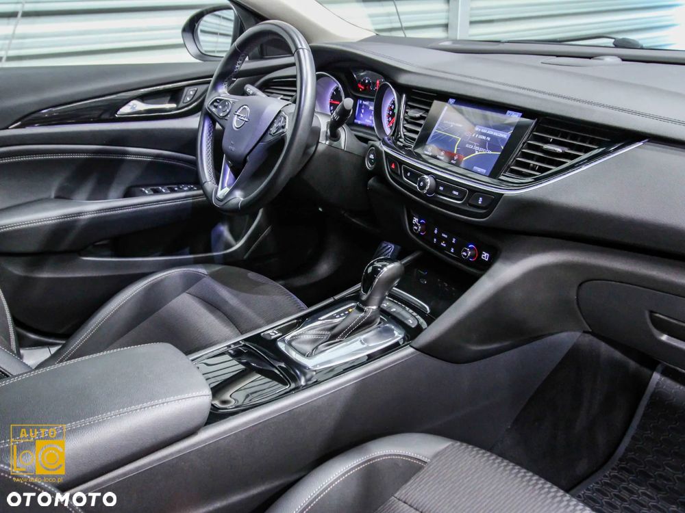 Opel Insignia 1.5 T Innovation S&S - 15
