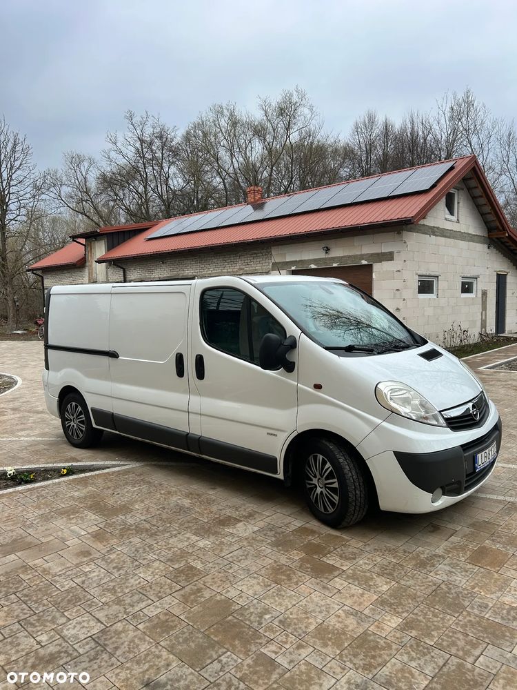 Opel Vivaro - 8