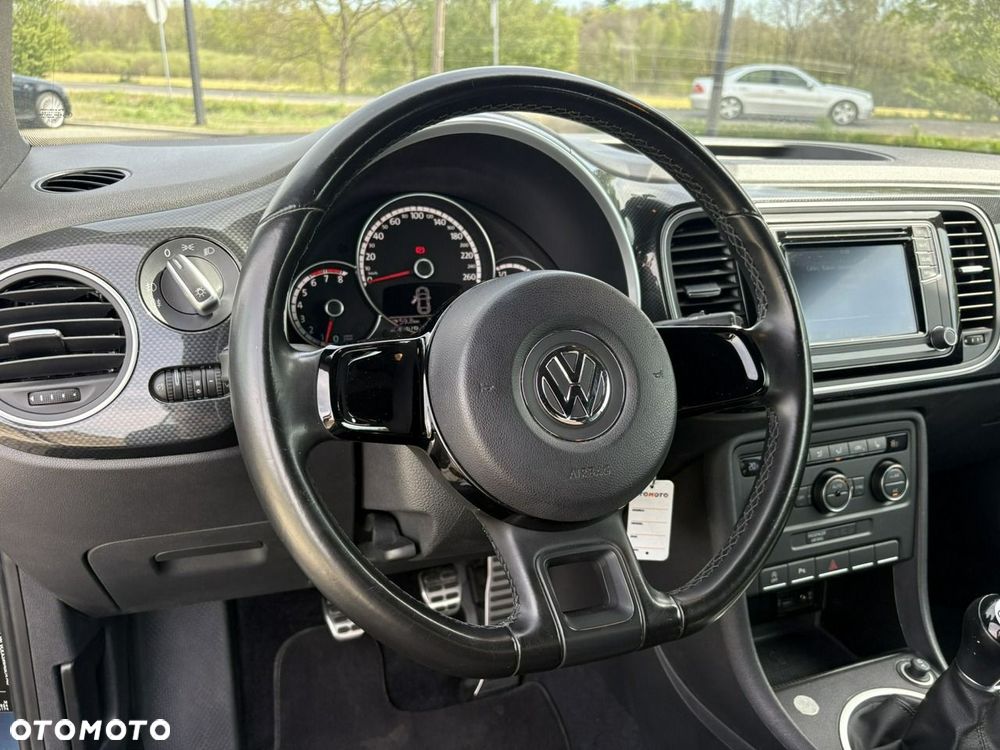 Volkswagen Beetle 1.4 TSI Blue Motion Technologie Exclusive Design - 28