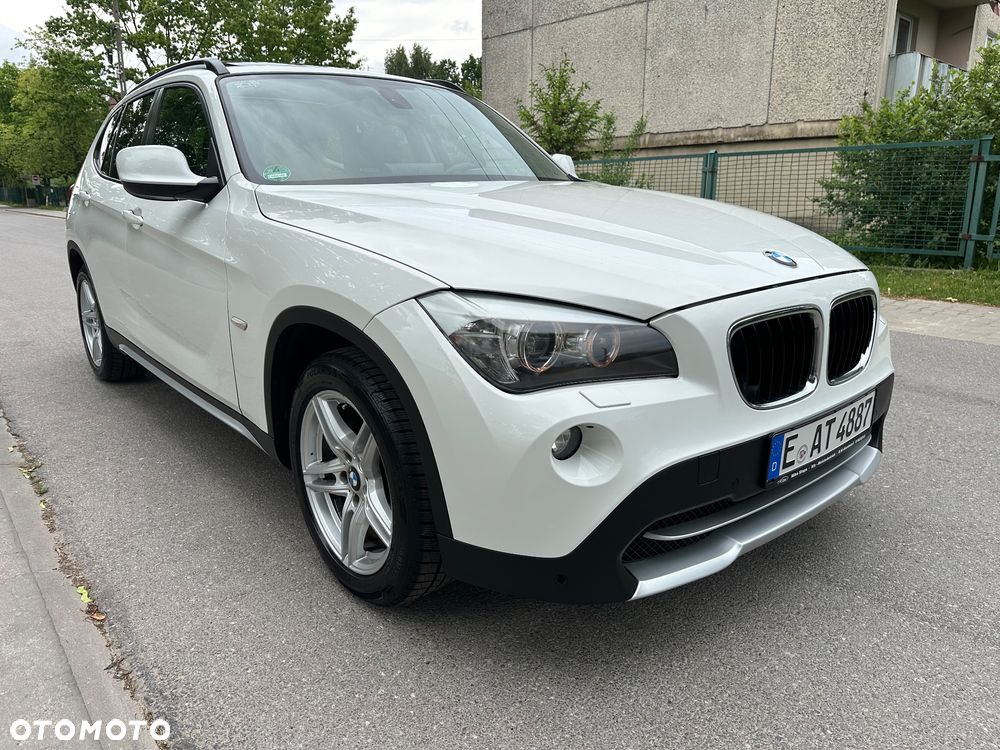 BMW X1 sDrive18d xLine - 23
