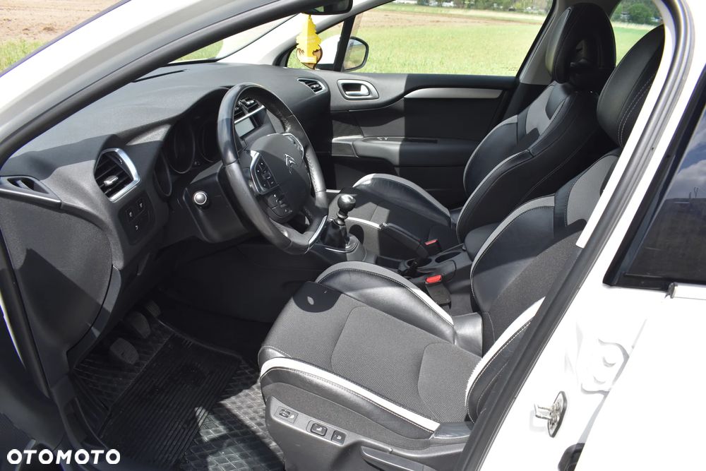 Citroën C4 1.6 HDi Attraction - 8
