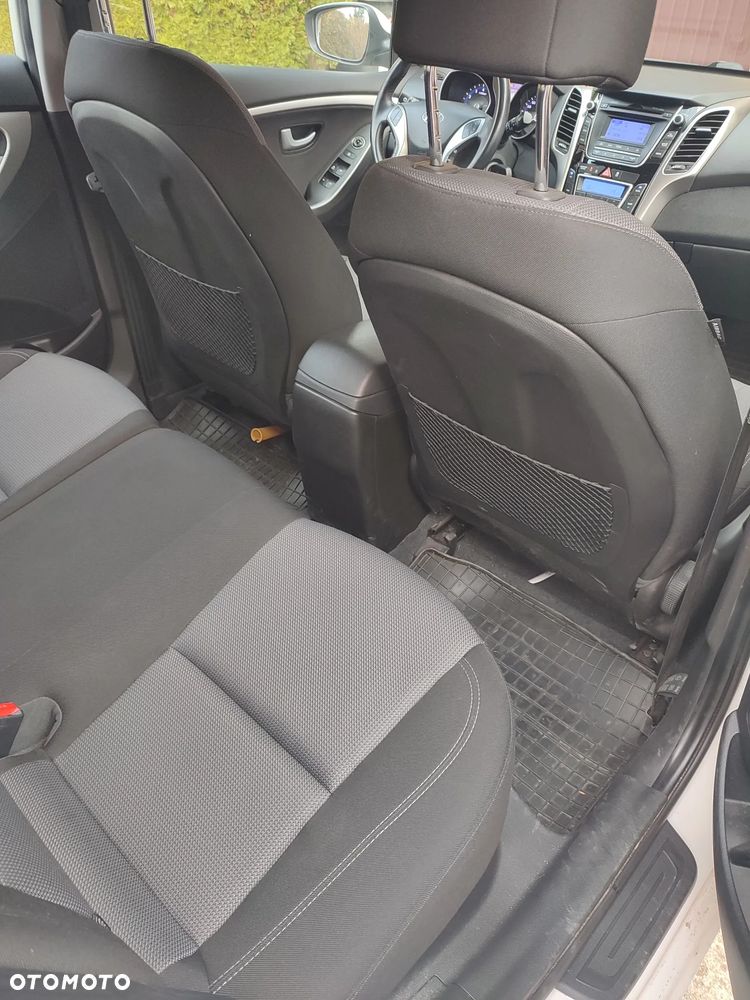 Hyundai i30 1.4 Comfort - 24